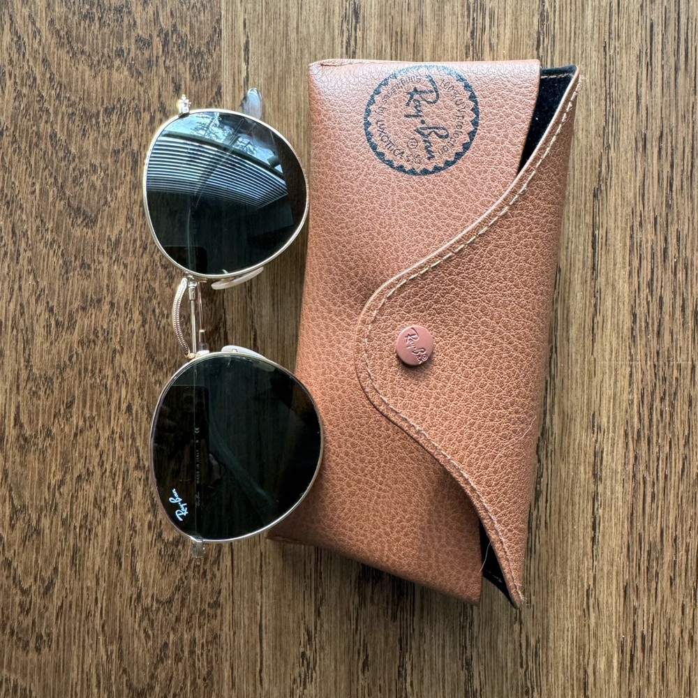 Ray-ban round metal sunglasses